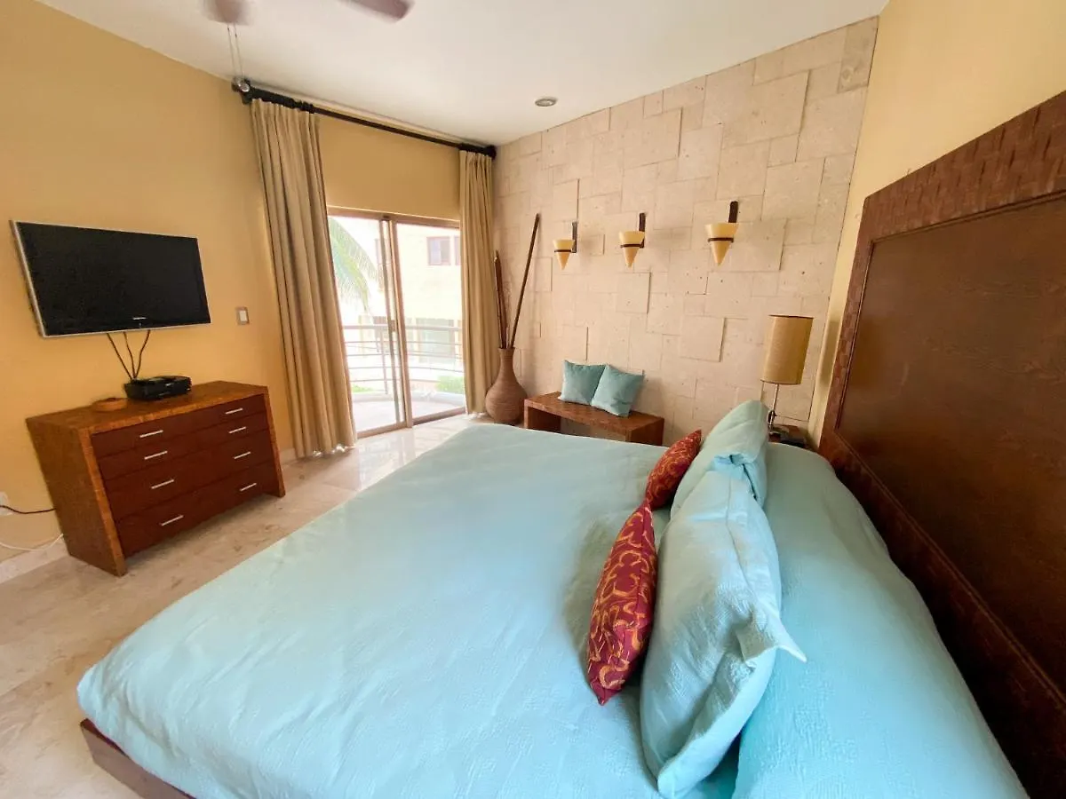 101 Corto Maltes ,3 Bedroom Condo Ocean View Playa del Carmen 0*,